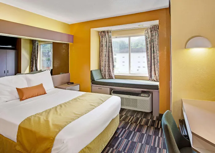 Microtel Inn & Suites By Wyndham Gatlinburg
